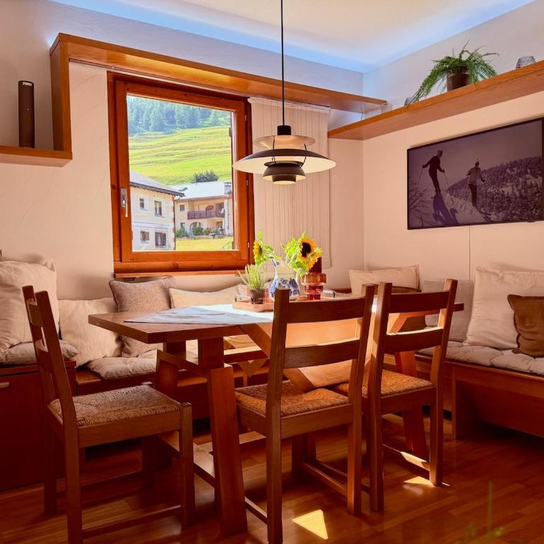 Cozy Retreat near St Moritz with Pool Sauna Fireplace - Apartment mit 1 Schlafzimmer - 10