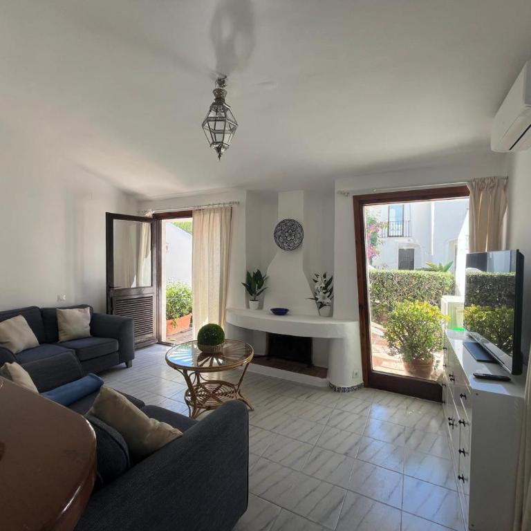 Estepona Villacana next to the beach with garden JO12 - One-Bedroom Apartment with Garden View - 8