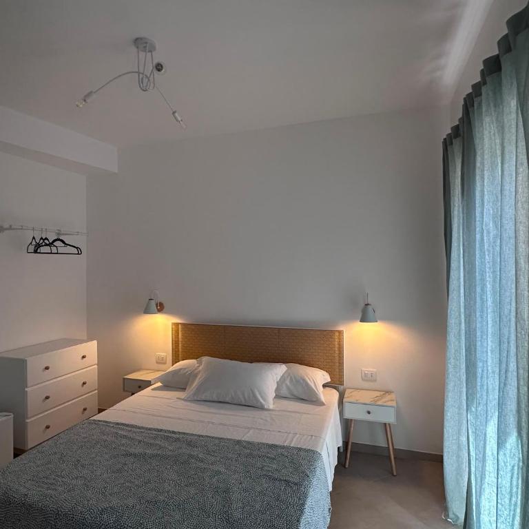 IconicArt - Tourist Accommodation - Camera Matrimoniale Deluxe con Balcone - 14