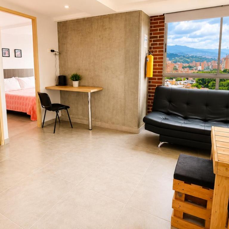 Great Laureles views, Cold AC and best price - One-Bedroom Apartment - 17