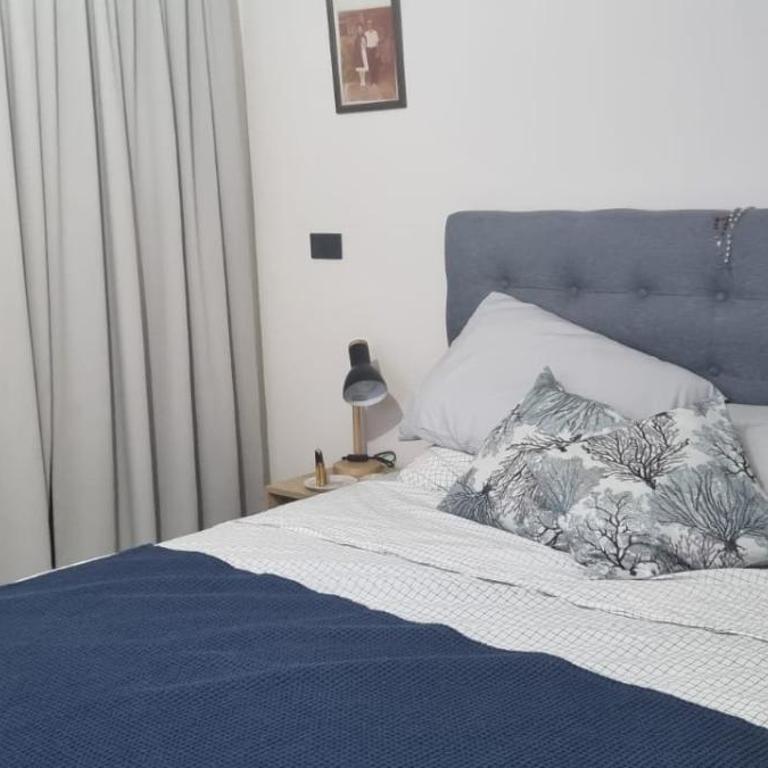 Comodo Departamento Parque Francisco Meneses - Two-Bedroom Apartment - 4