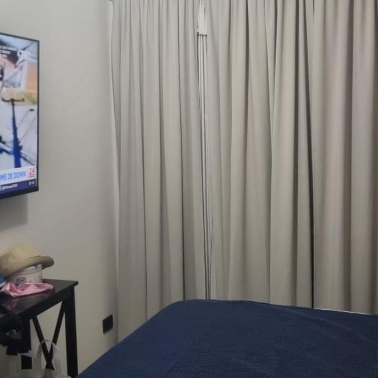 Comodo Departamento Parque Francisco Meneses - Two-Bedroom Apartment - 8