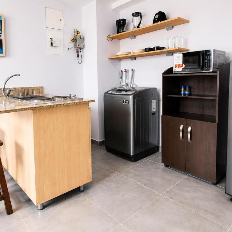 La 70, Laureles Condo, Cold AC - One-Bedroom Apartment - 7