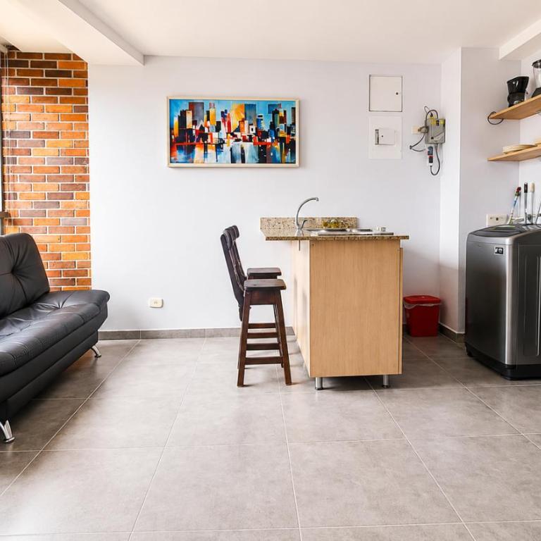 La 70, Laureles Condo, Cold AC - One-Bedroom Apartment - 11