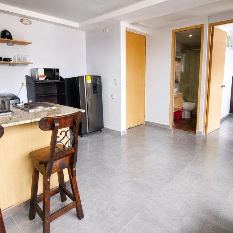 La 70, Laureles Condo, Cold AC - One-Bedroom Apartment - 2