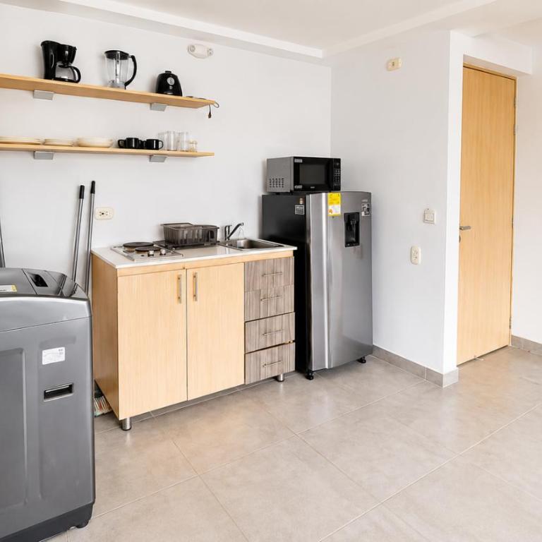 Laureles City Retreat, Cold AC - One-Bedroom Apartment - 5
