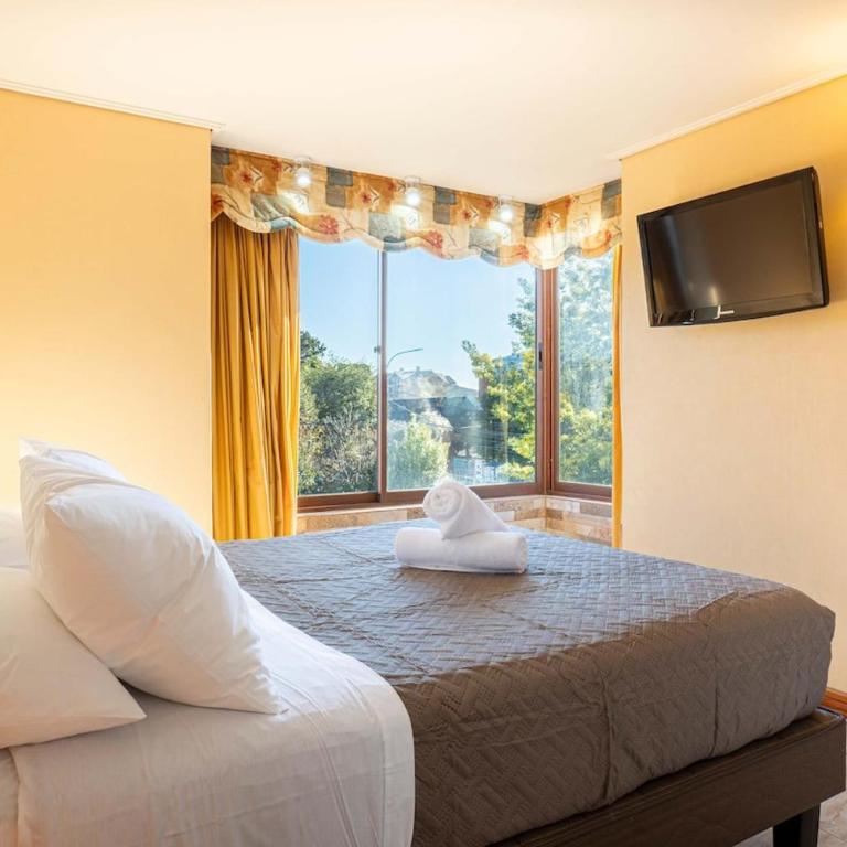 Vive Pucón 3 bedrooms 2 bathrooms, balcony and parking - Three-Bedroom Apartment - 2
