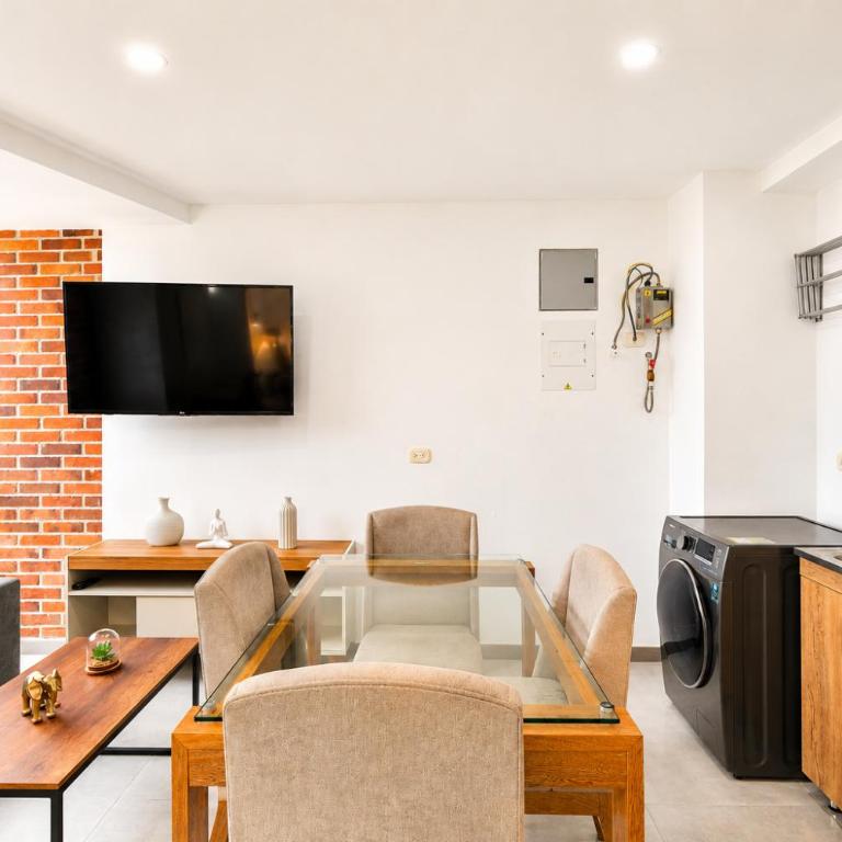 New comfortable Laureles Apartment - One-Bedroom Apartment - 9