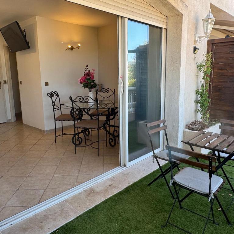 Villa Baie Des Anges - Suite Familiar - 2