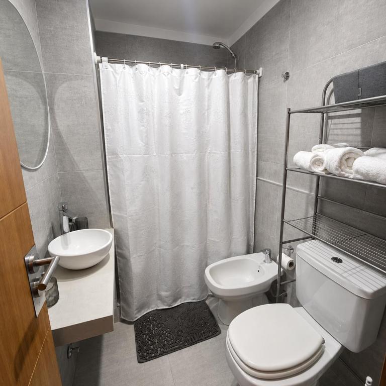 Dpto a estrenar a metros del Hospital Italiano - Apartamento de 1 dormitorio - 6
