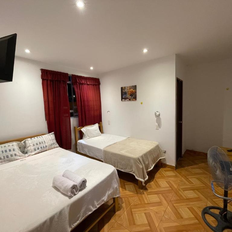 Hospedaje sur paracas - Habitación Doble con baño privado - 5
