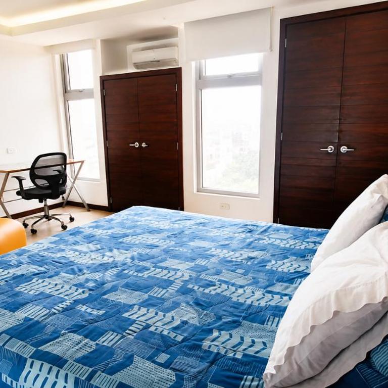 Laureles penthouse, jacuzzi-rooftop fun in the sun - One-Bedroom Apartment - 8