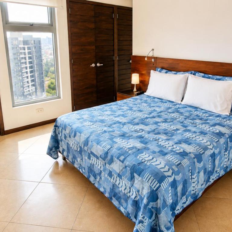 Laureles penthouse, jacuzzi-rooftop fun in the sun - One-Bedroom Apartment - 30