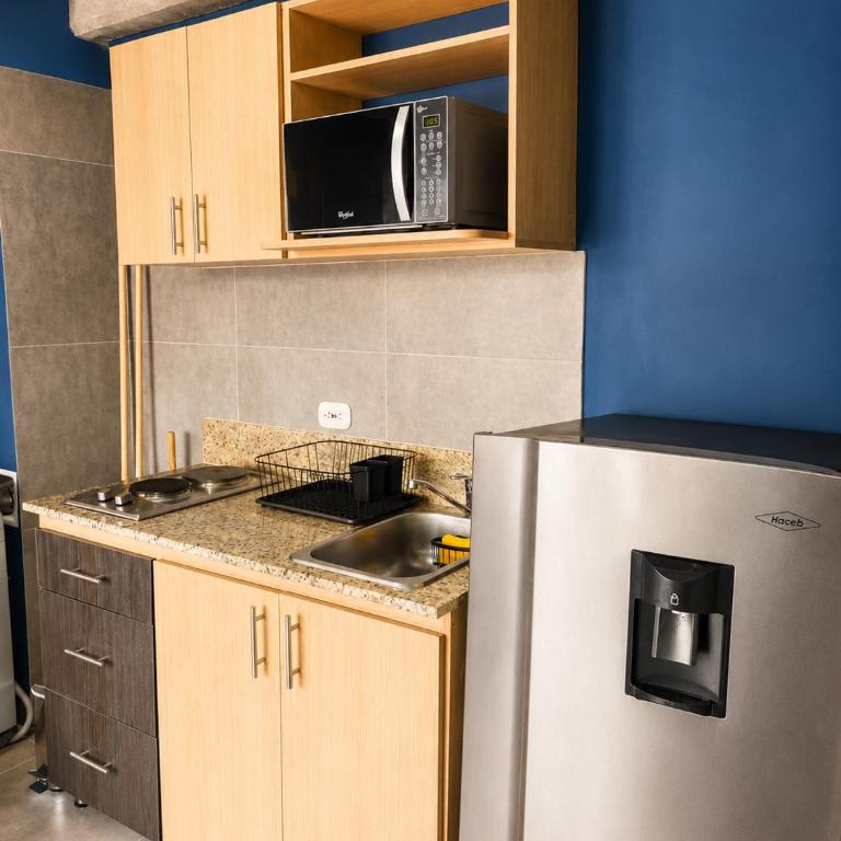 Stylish Laureles Loft in Medellin - One-Bedroom Apartment - 18