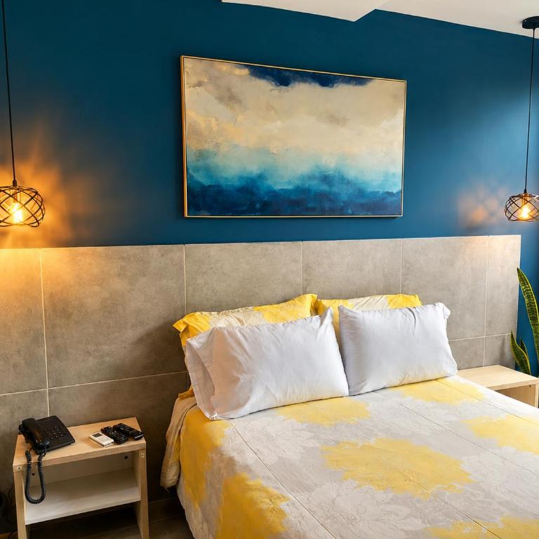 Stylish Laureles Loft in Medellin - One-Bedroom Apartment - 20