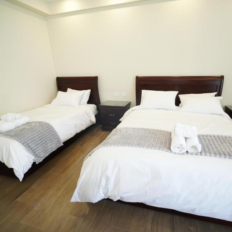 Patrimonial Hotel Boutique - Habitación Doble Deluxe (2 adultos + 1 niño) - 4