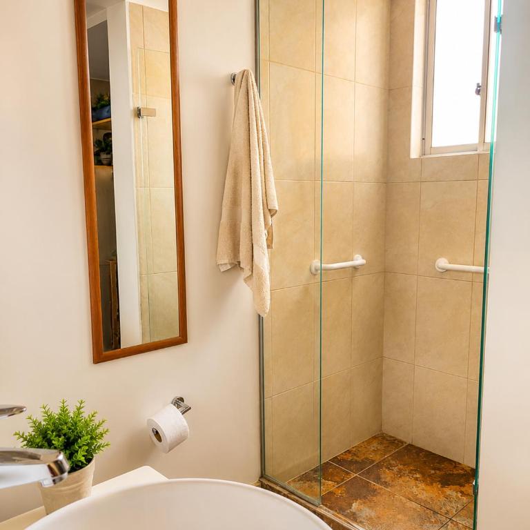 Lovely one bedroom condo in beautiful Laureles - Apartamento de 1 dormitorio - 3
