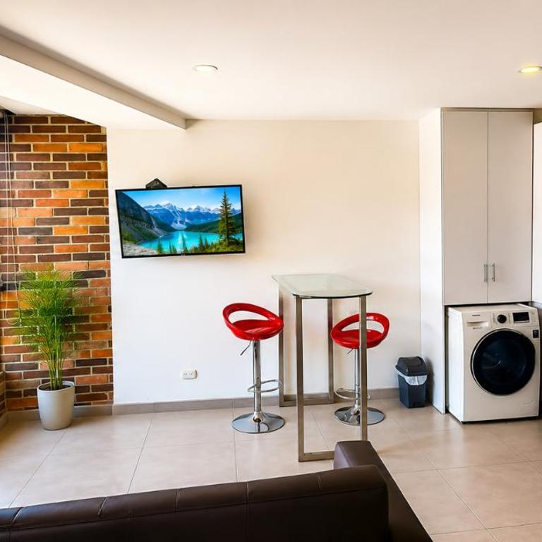 Mingle with the beautiful Paisas, Perfect location - Apartamento de 1 dormitorio - 12
