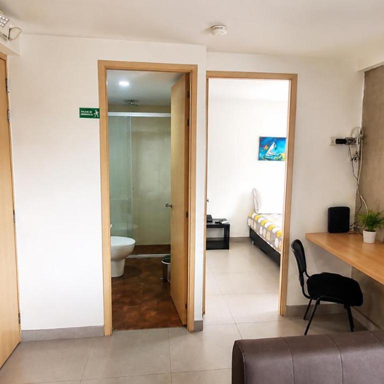 Mingle with the beautiful Paisas, Perfect location - Apartamento de 1 dormitorio - 5