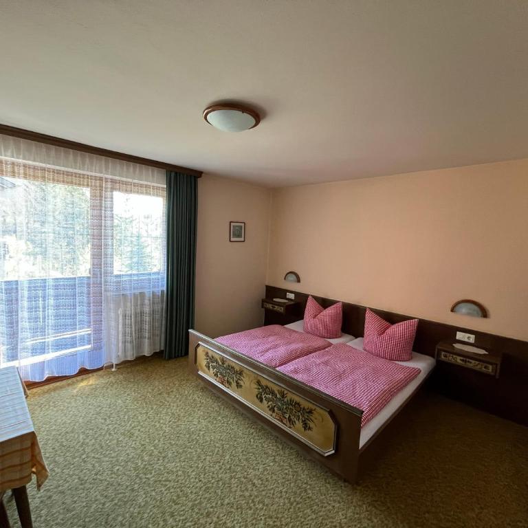 Gästehaus Reiter - Doppel-/Zweibettzimmer mit Seeblick - 3