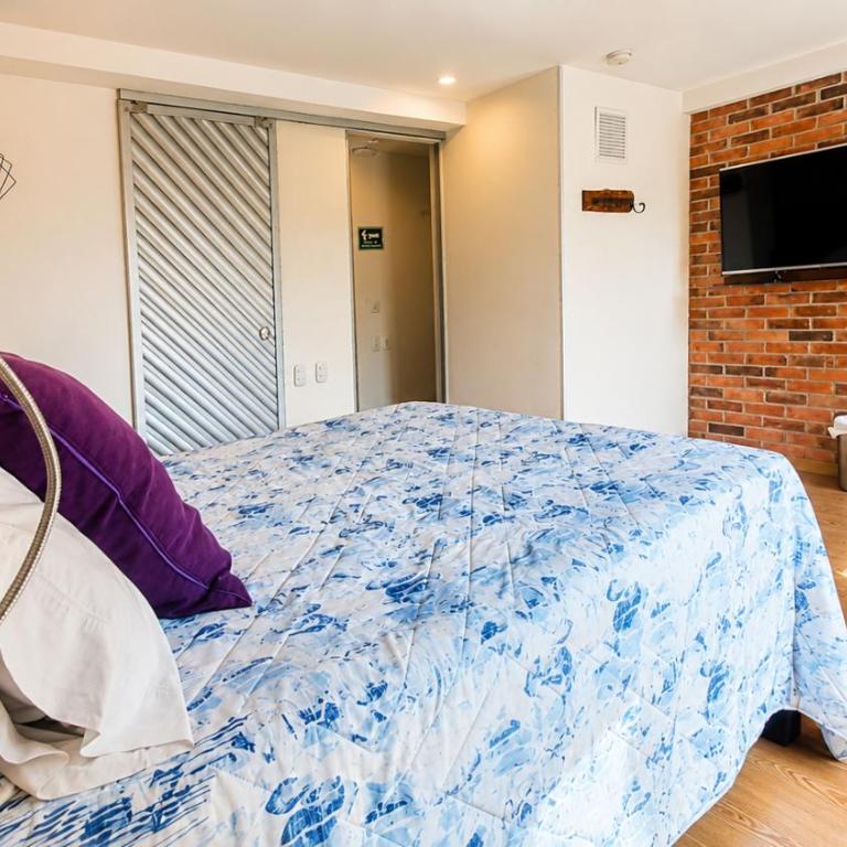 Luxury Laureles-LA 70-Medellin Stunner - One-Bedroom Apartment - 24