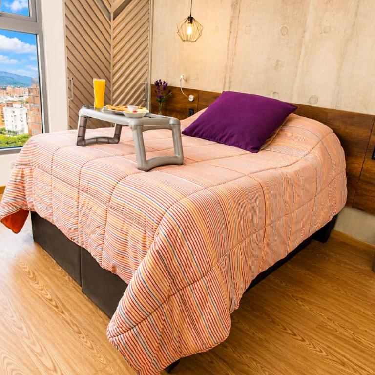 Luxury Laureles-LA 70-Medellin Stunner - One-Bedroom Apartment - 27