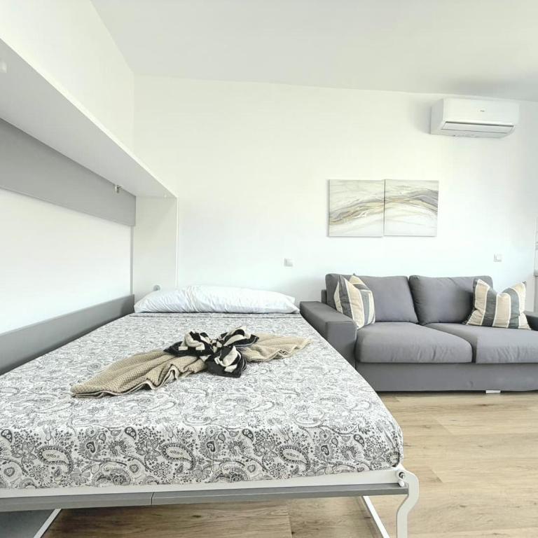 CENT7 - Central Studio with Seasonal Pool, AC and Lift - Torremolinos - Estudio - 10