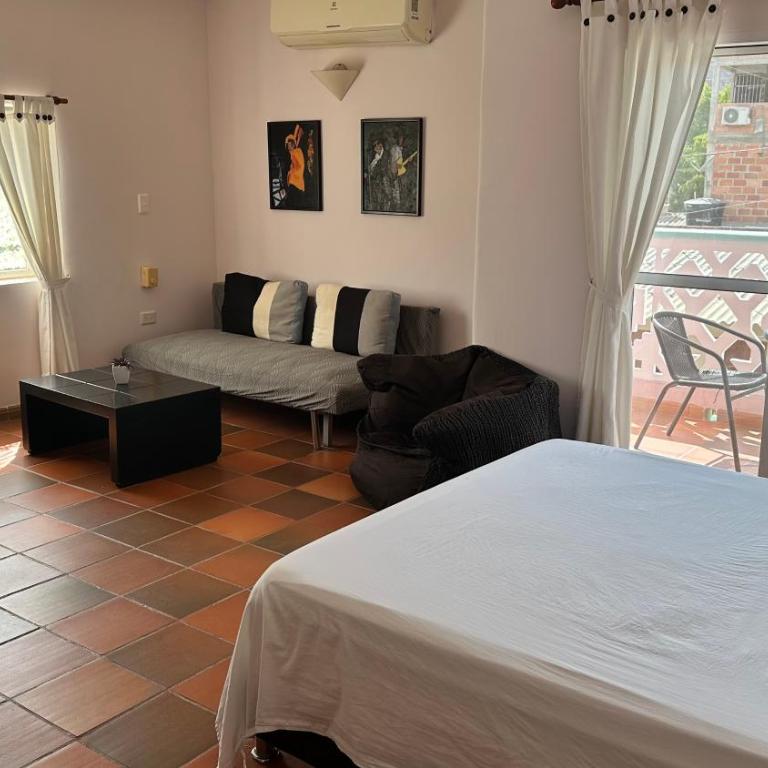 Casa Bella Mya - Habitación Doble Deluxe con balcón - 11