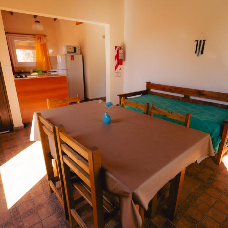 Cabañas Entre Campos - Habitación Familiar con baño privado - 5