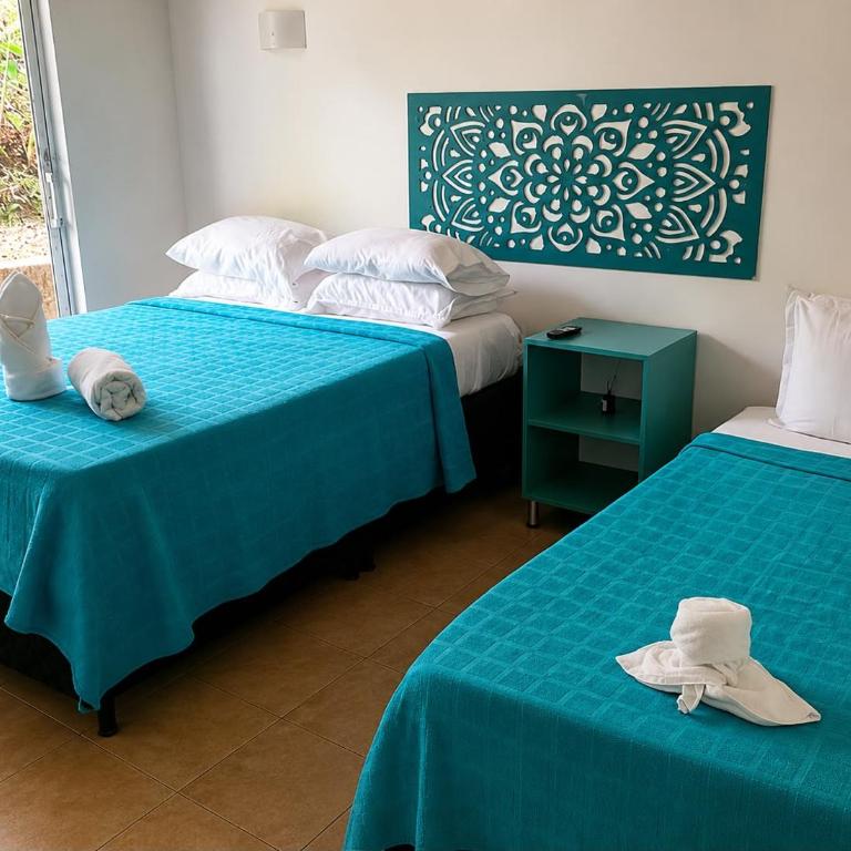 HOTEL NATIVOS - Habitación Triple - 5