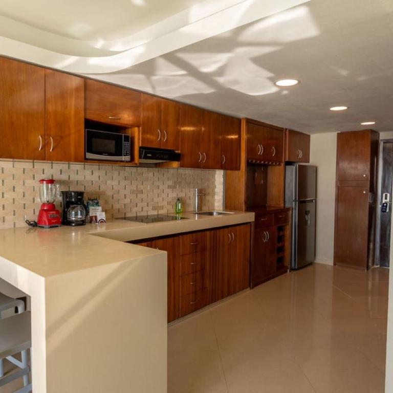 Ocean Dream Cancun by GuruHotel - Penthouse Suite with Ocean View - 5