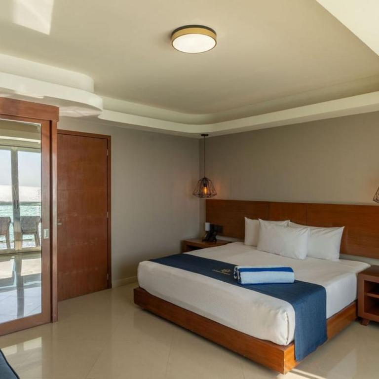 Ocean Dream Cancun by GuruHotel - Penthouse Suite with Ocean View - 3