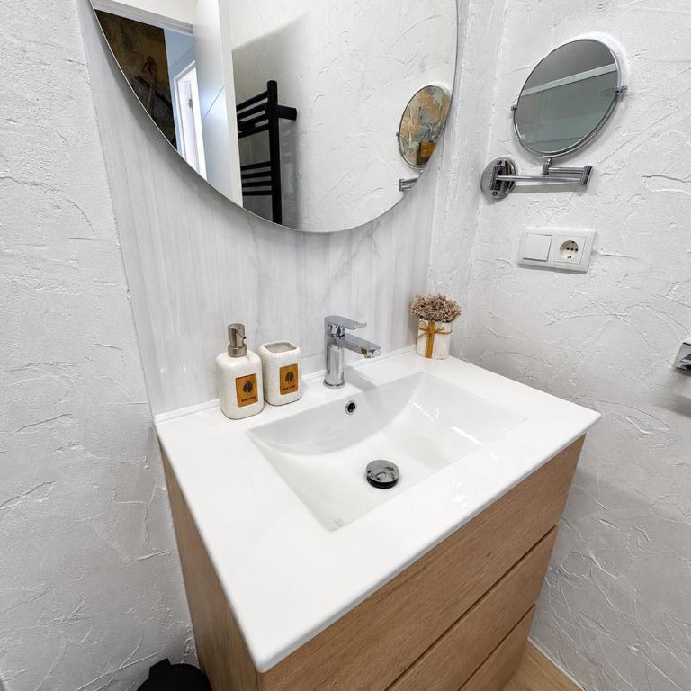 UNETTI Oasis Dream House - Apartment - 20