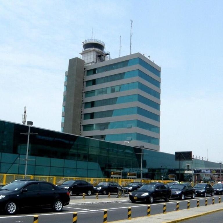 Prívate Apartment Airport - Two-Bedroom Apartment - 3
