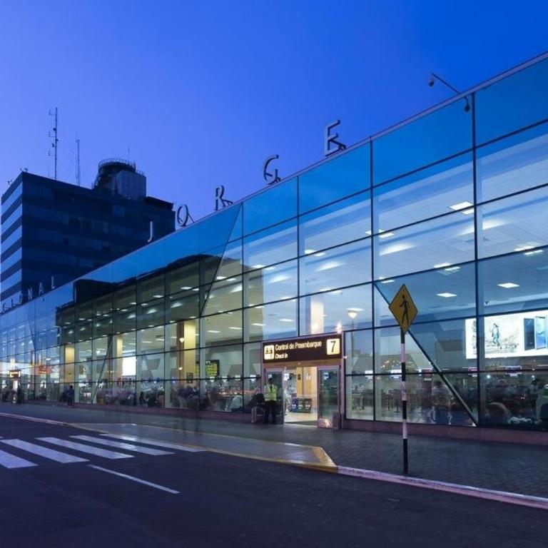 Prívate Apartment Airport - Two-Bedroom Apartment - 13