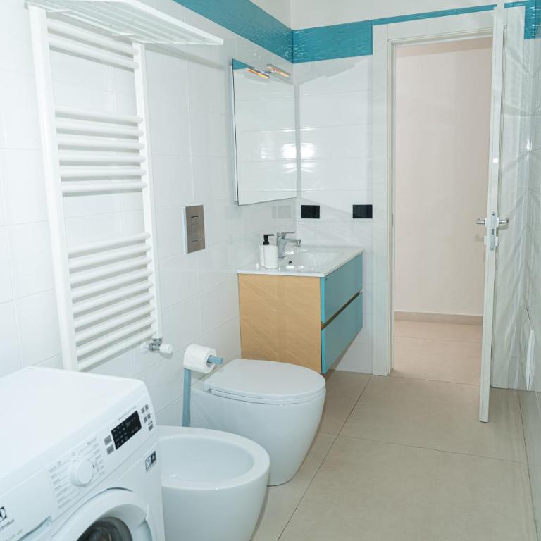 Via Niccolò Tommaseo 4 - appartamento 2 - Apartment - 17
