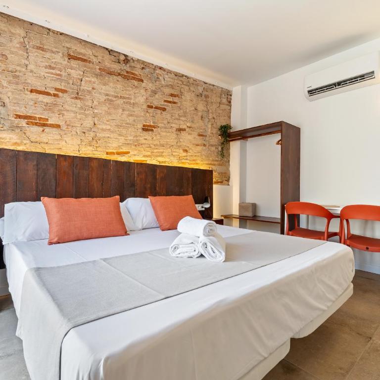 Atic Port Apartsuite con bañera y terraza Adults Only - Apartamento de 1 dormitorio - 6