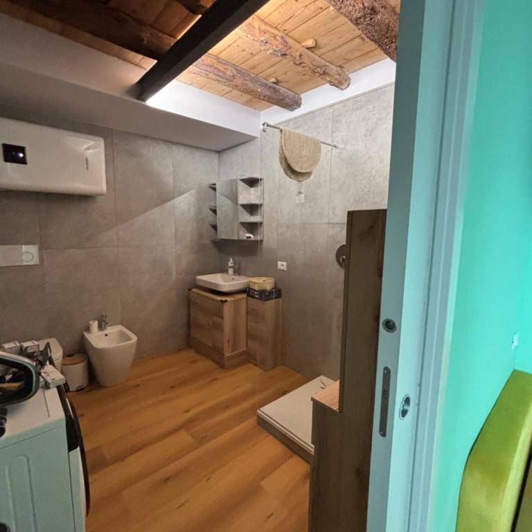 CA Ferdi and Lino City Center - Appartamento con 2 Camere da Letto - 23