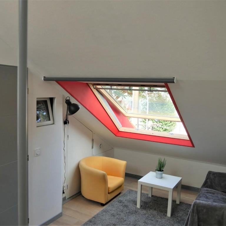 30 m carré duplex, atypical, Zola, in wooden house - One-Bedroom Apartment - 1