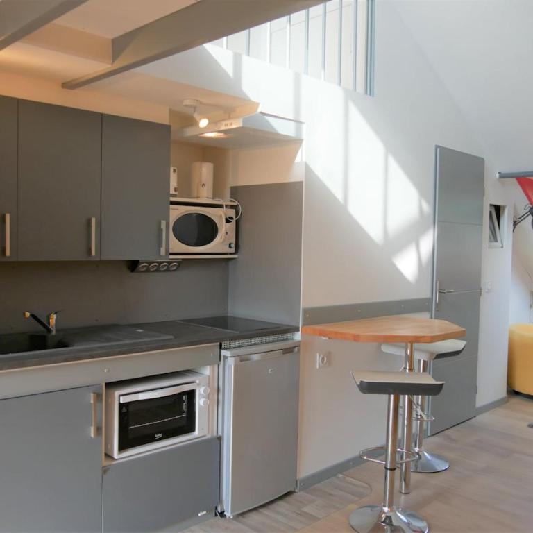 30 m carré duplex, atypical, Zola, in wooden house - One-Bedroom Apartment - 9