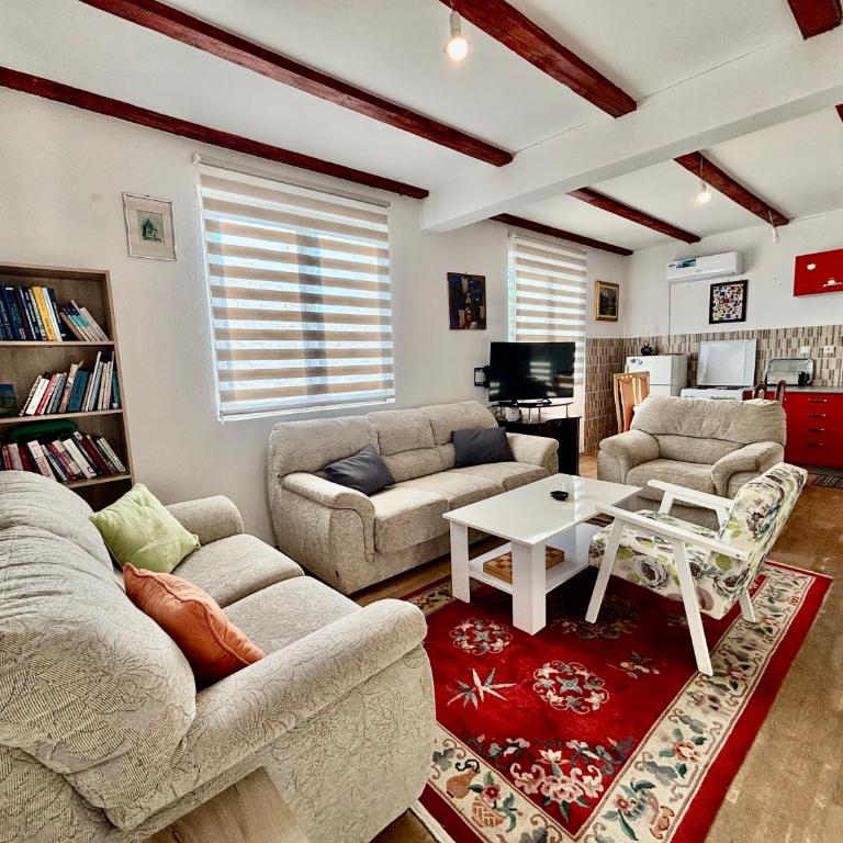 Sarajevo Holiday Home - Kuća sa 2 Spavaće Sobe - 1