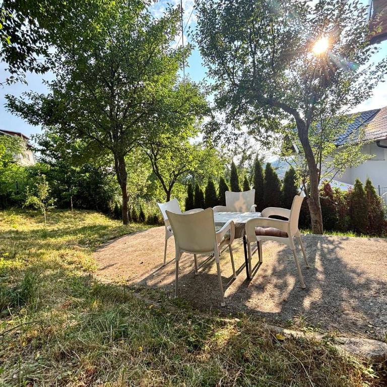 Sarajevo Holiday Home - Kuća sa 2 Spavaće Sobe - 9