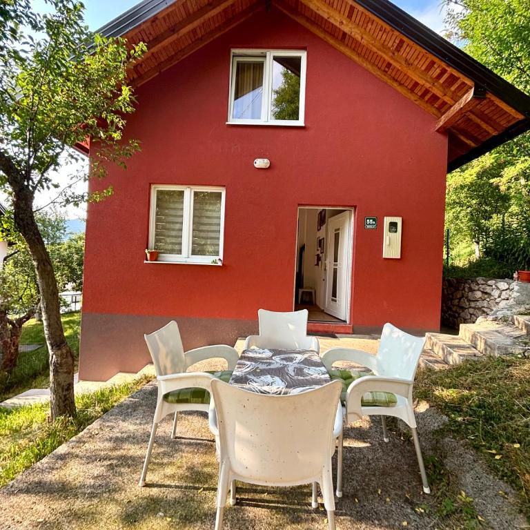 Sarajevo Holiday Home - Kuća sa 2 Spavaće Sobe - 28