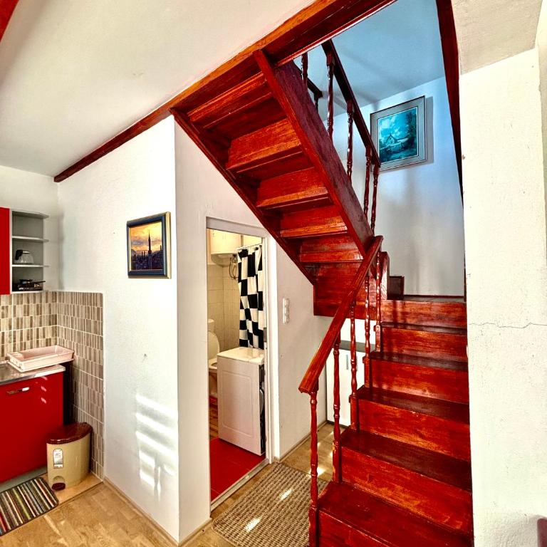 Sarajevo Holiday Home - Kuća sa 2 Spavaće Sobe - 30