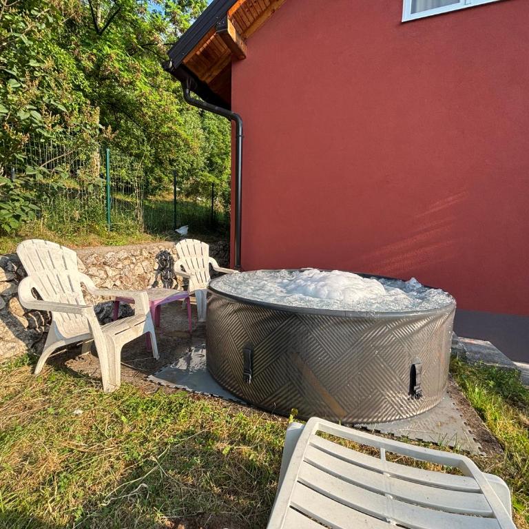 Sarajevo Holiday Home - Kuća sa 2 Spavaće Sobe - 40