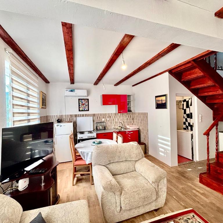 Sarajevo Holiday Home - Kuća sa 2 Spavaće Sobe - 50