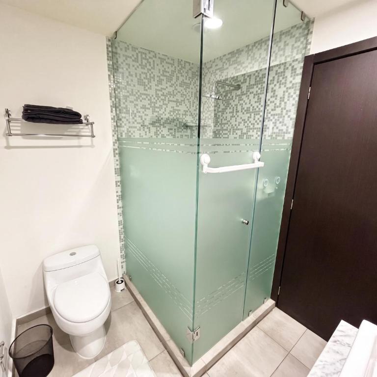 Departamento de lujo en Col Americana con alberca - Two-Bedroom Apartment - 17