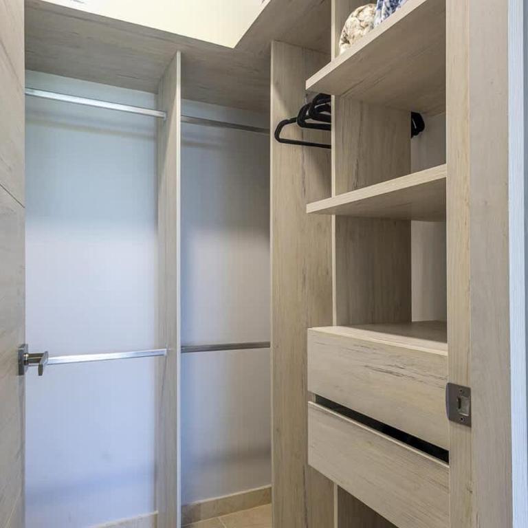 3 Bedroom apt with jacuzzi in Baru - Three-Bedroom Apartment with View - 35
