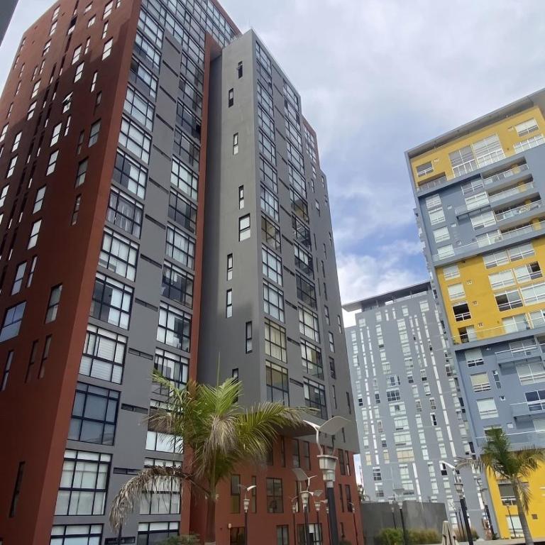 Departamento de lujo en Col Americana con alberca - Two-Bedroom Apartment - 23