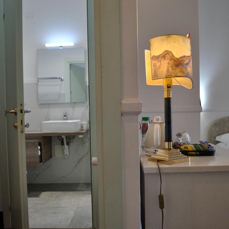 B&B Palazzo Sant'Alfano - Deluxe King Room - 18